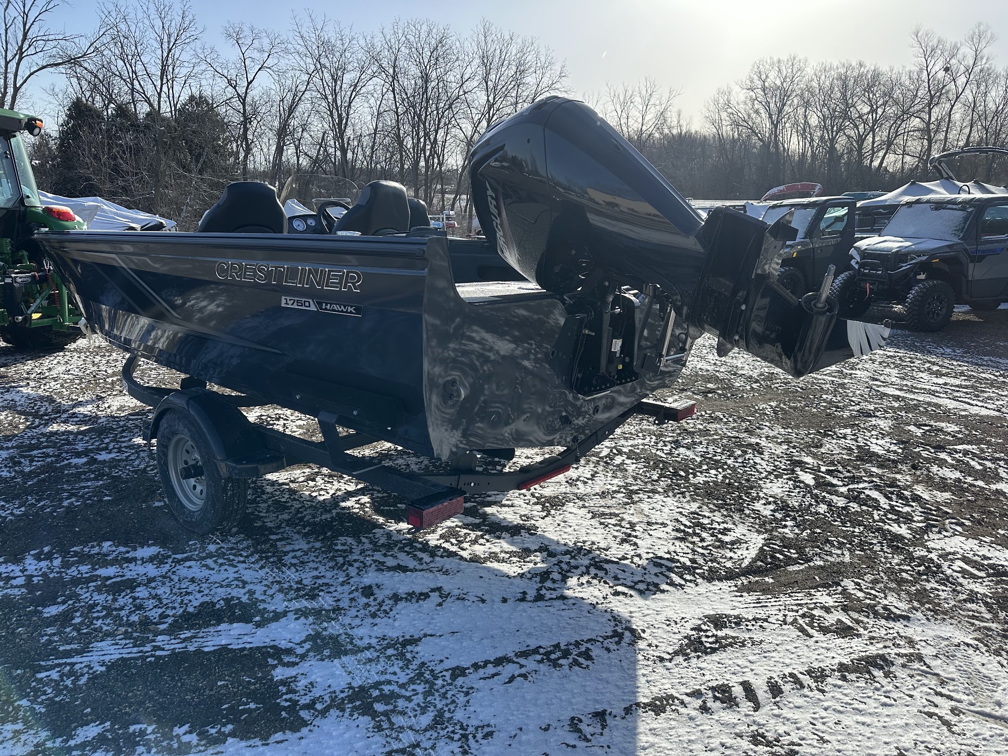 2024 Crestliner 1750 HAWK Side console,  90hp Mercury Four stoke! - Photo 8
